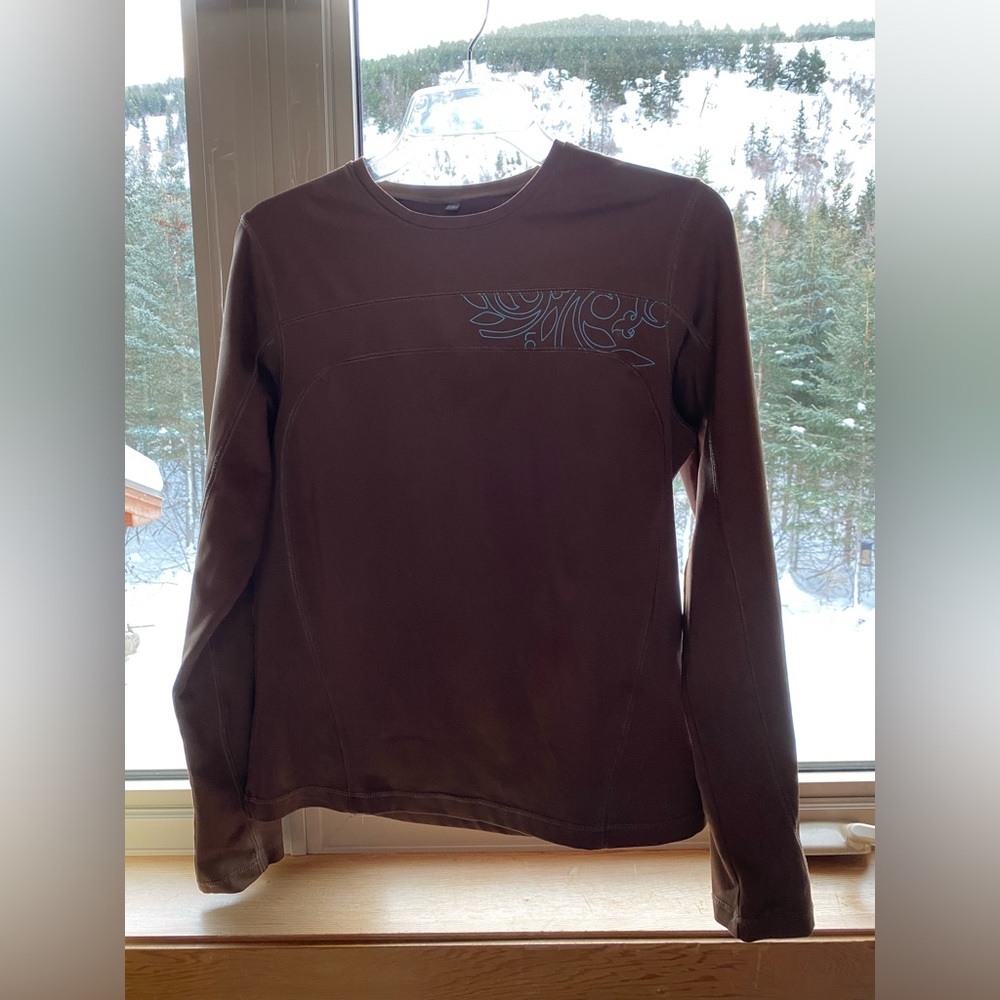 Lola women’s shirt, brown with aqua design. Stretch. Like new. See tag for wash